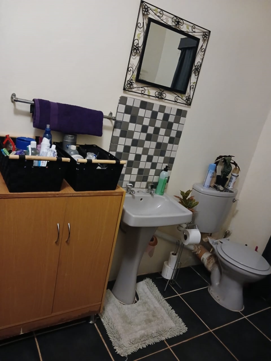 To Let 4 Bedroom Property for Rent in Kuruman Northern Cape